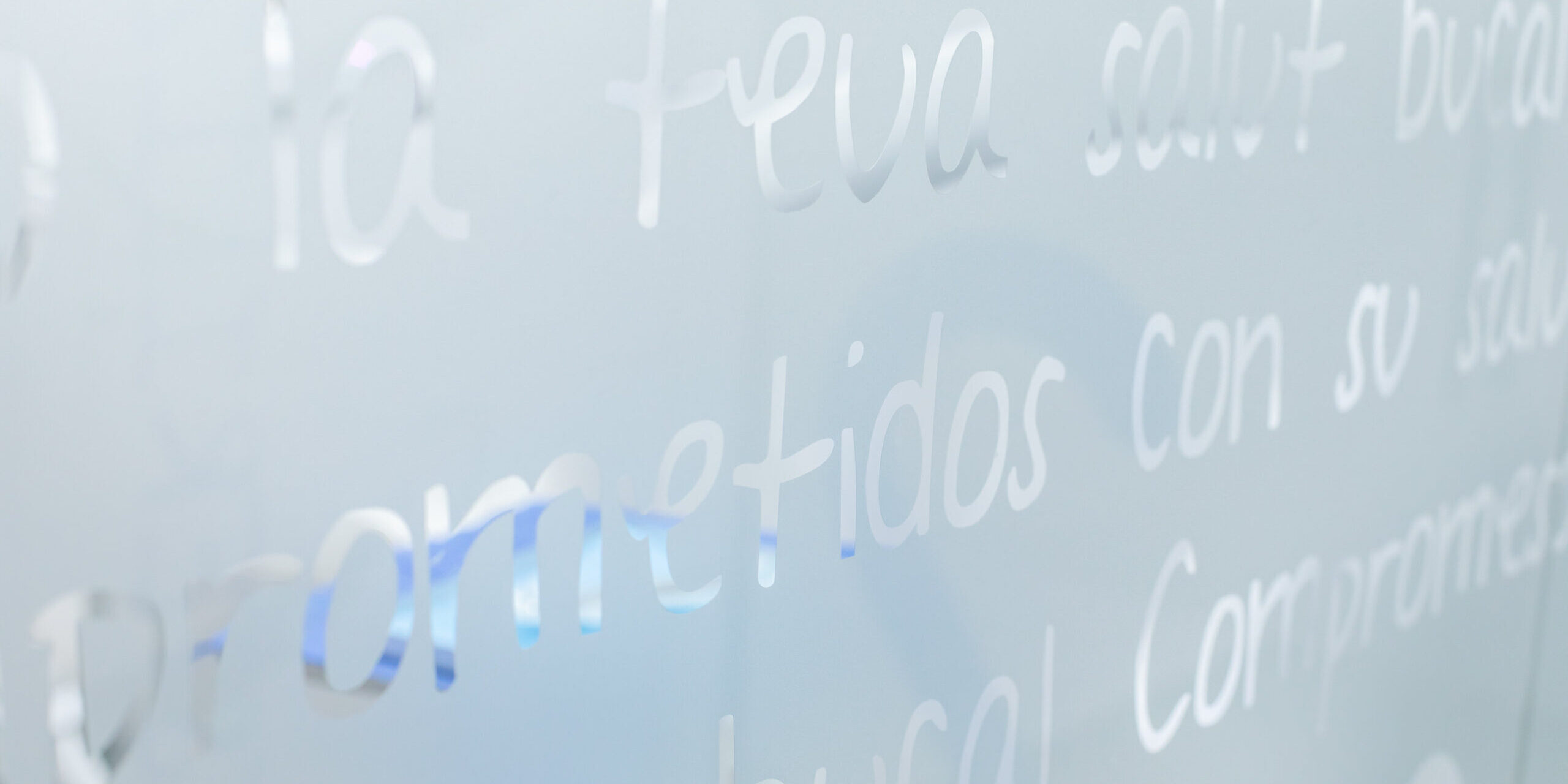 Clínica dental en Burjassot - cristalera