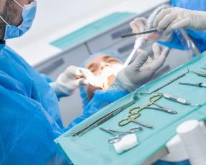 dentistas cerca de burjassot - cirugía