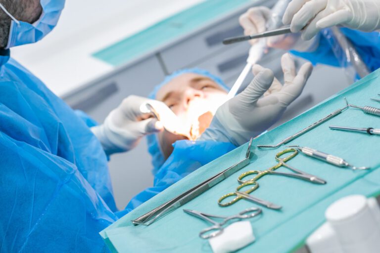 dentistas cerca de burjassot – cirugía dentistas cerca de burjassot - cirugía