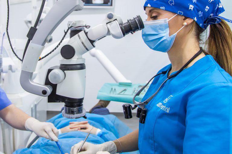 dentista en Burjassot – microscopio dentista en Burjassot - microscopio