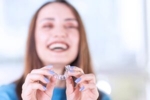 ofertas de ortodoncia invisible en Burjassot - sonrisa