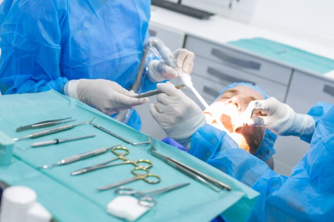 implantes fijos en Valencia - herramientas