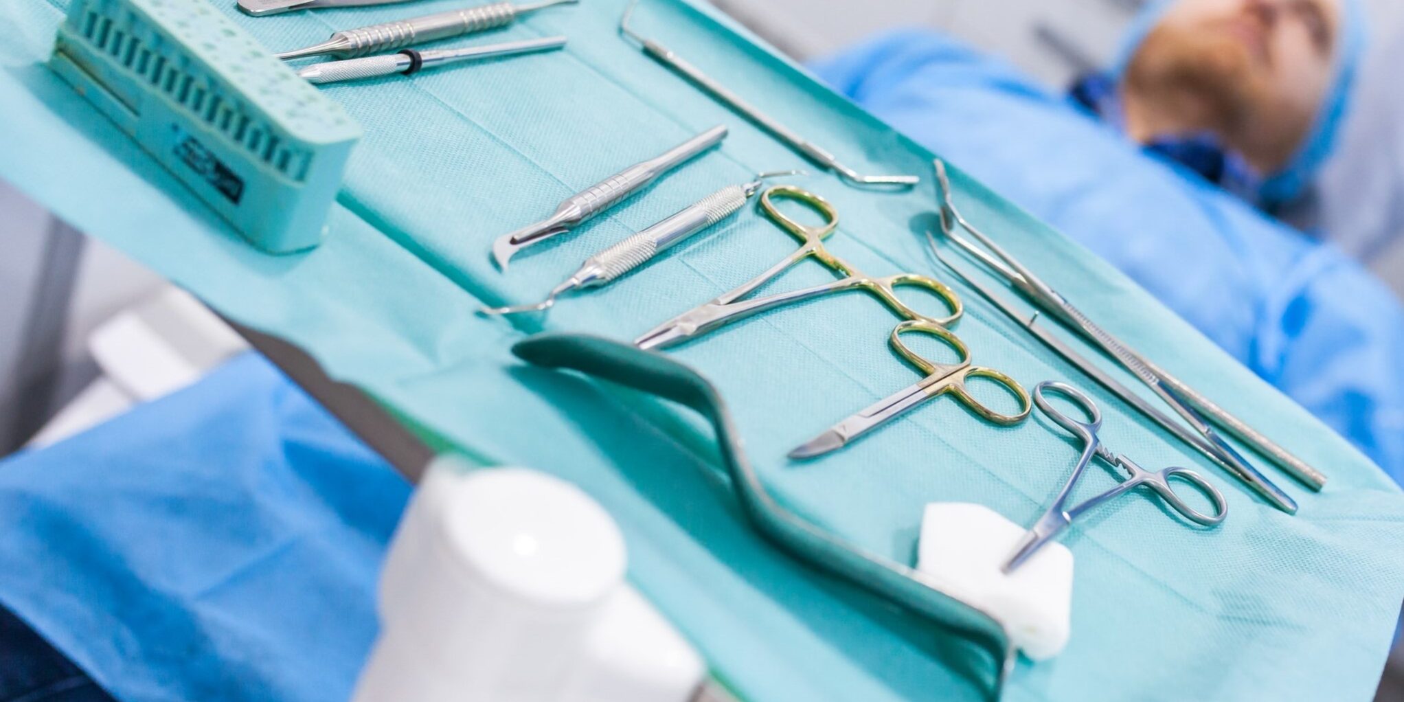 implantes fijos en el mismo día en Valencia - tumbado