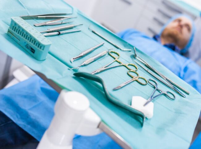 implantes fijos en el mismo día en Valencia - tumbado