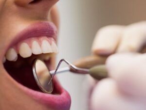 Dentista cerca de Burjassot - Guantes